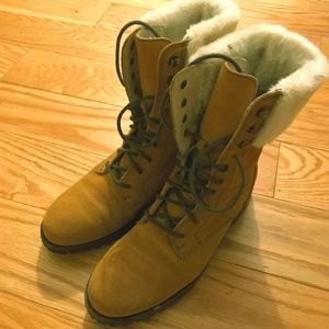 Cole Haan Air Becca Short Boot, size 6B in women